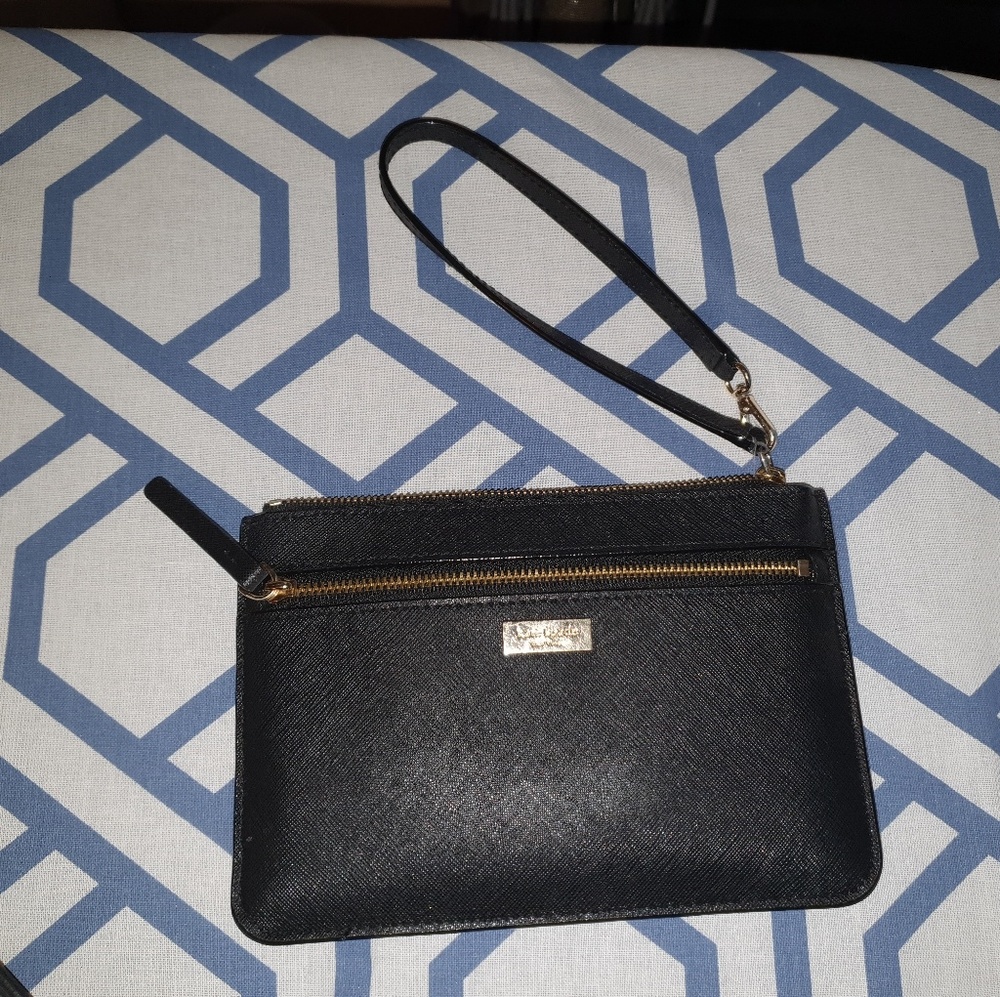 Kate Spade wristlet EUC